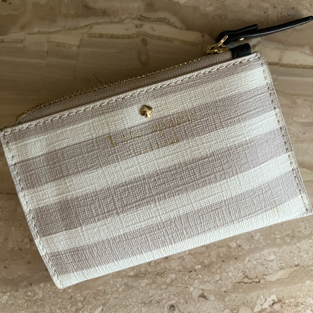 Kate Spade Mini Wallet